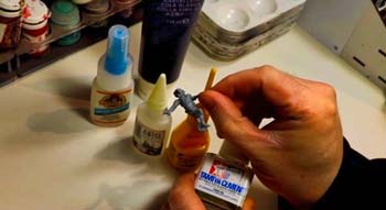 Best Glue for Miniatures in 2023 : Top 8 Picks